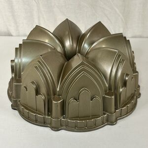 Nordic Ware Cathedral Bundt Cake Pan Non Stick Cast Aluminum 10 Cup Made in USA